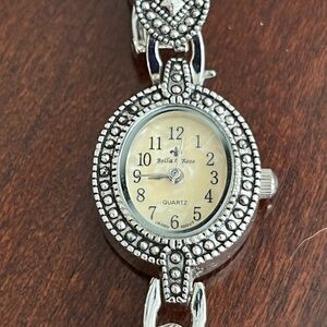 Bella and Rose Elegant Silver Women's Watch needs battery